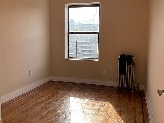 5th image of 4123 9th Ave #4B