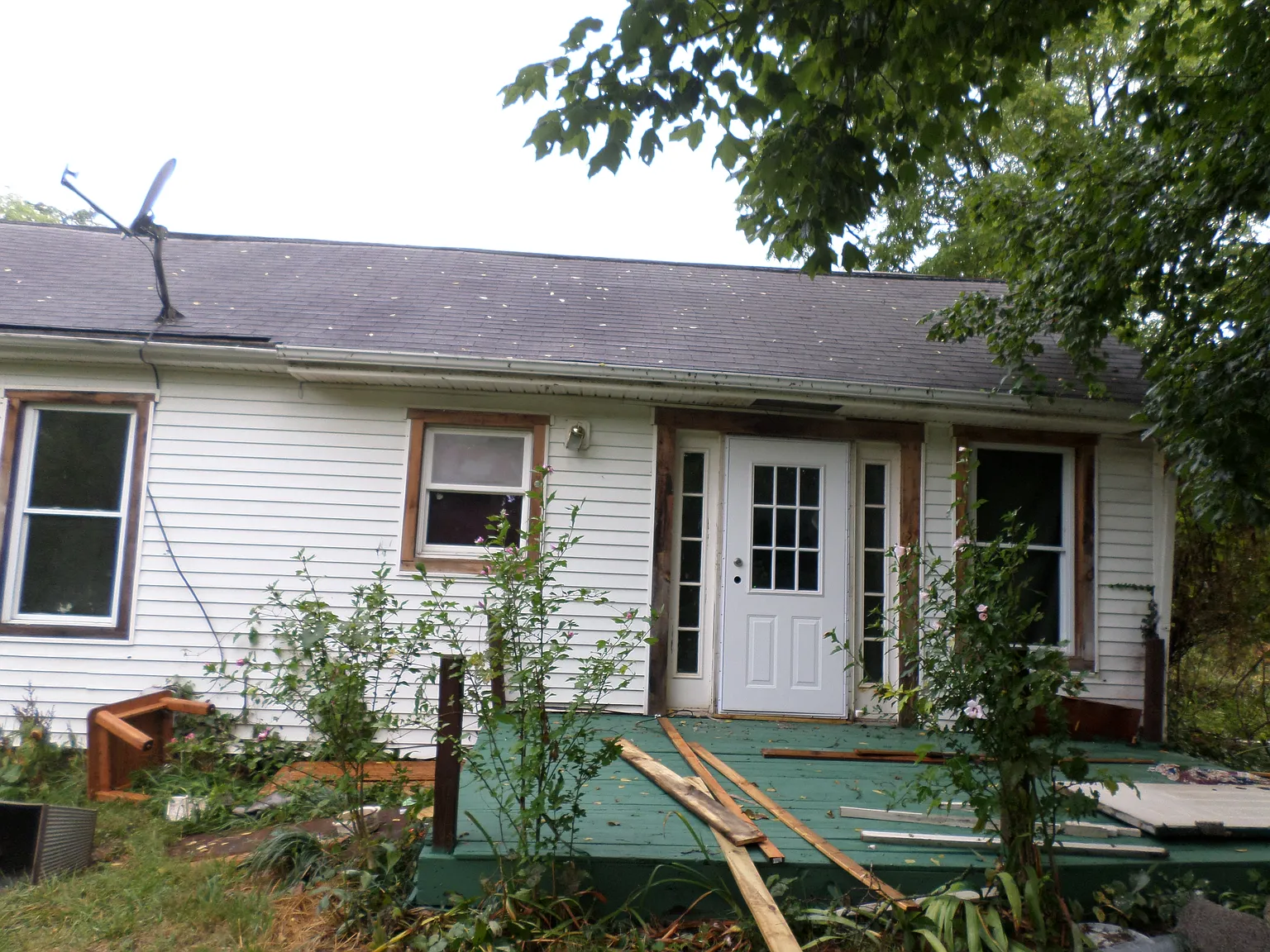 3 bed, 992 sqft, $1,375 — Photo 2