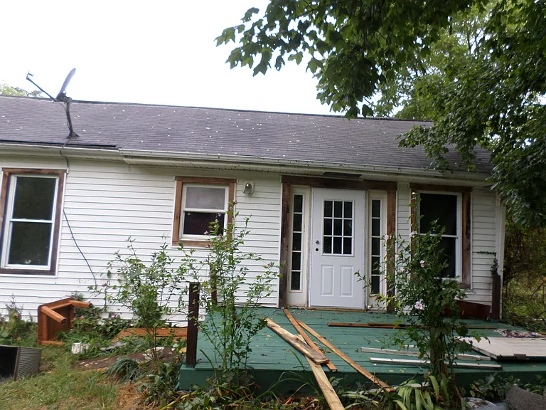10753 Fryberger Rd — Photo 2