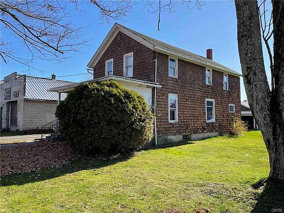 2nd image of 100 E Dyke St