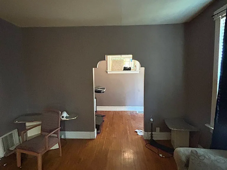 4890 Margaretta Ave — Photo 24