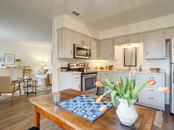 5609 Woodrow Ave APT 203, Austin, TX 78756