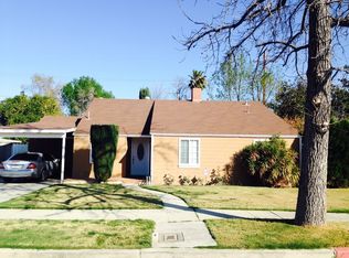 8000 Andasol Ave, Northridge, CA 91325