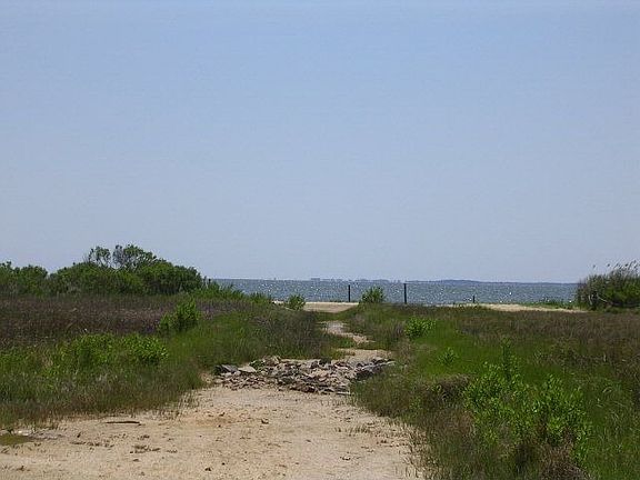 2nd image of 62 River Dr