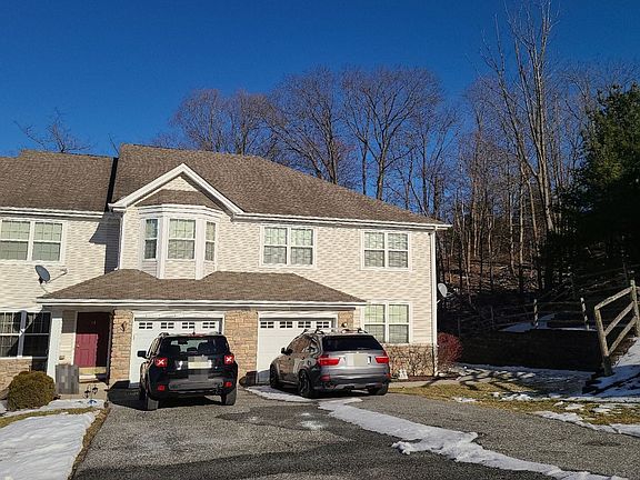 3rd image of 12 Black Bear Ct