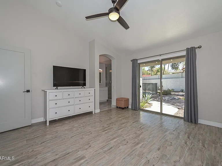 11509 N 109th Way — Photo 30