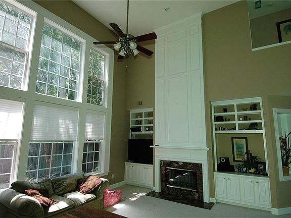 2nd image of 2003 Belridge Ct SE