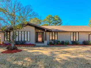 8707 Indianhead Dr, Sherwood, AR 72120
