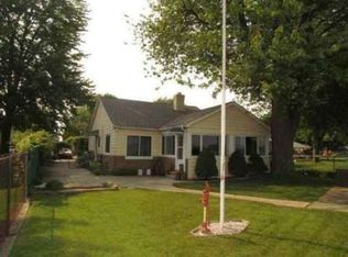 7727 River Rd, Marine City, MI 48039