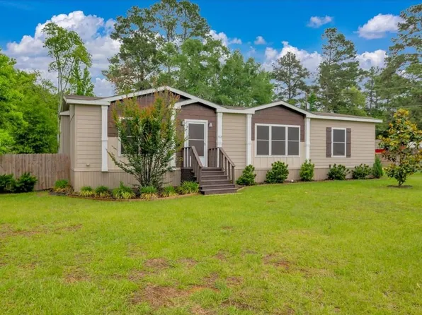 572 4th St, Cushing, TX 75760
