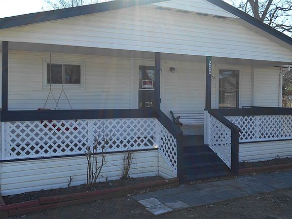 3rd image of 200 W South St
