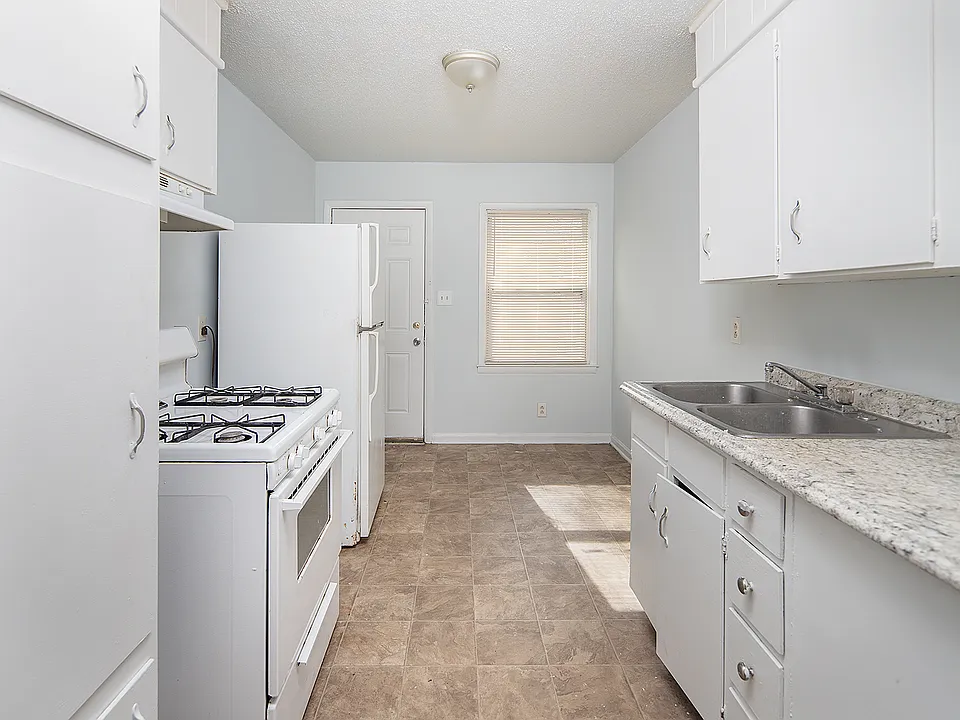 3101 Girard Ct #2