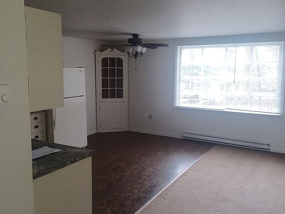 2nd image of 5 Albert Ln #13
