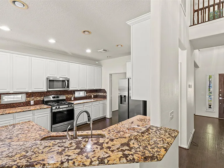 20510 Pioneer Bend Ct — Photo 20