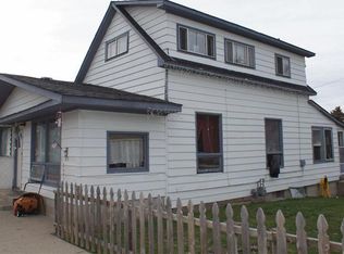 301 Lambert St, Knox, IN 46534