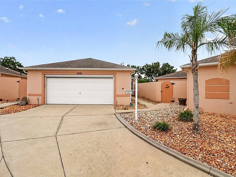 1630 Tampico Pl — Photo 1