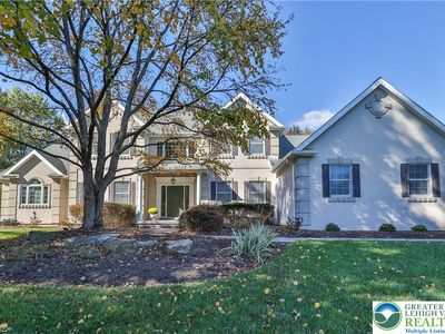 1805 Meadow Ridge Ct, Bethlehem, PA, 18015