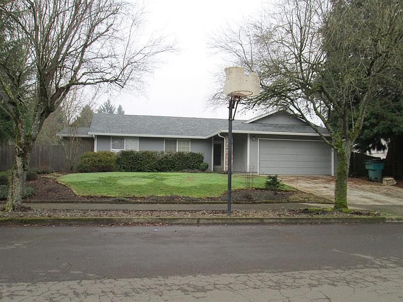 1st image of 14908 NE Sorrel Dr