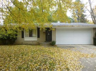 8638 Heather Ct, Ypsilanti, MI 48198
