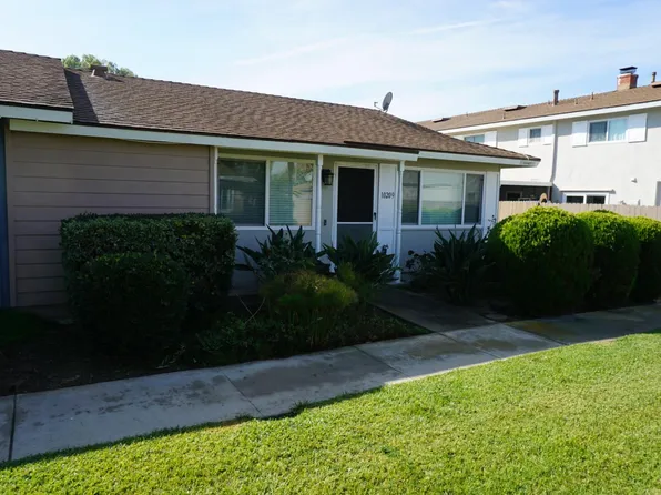 10209 Disney Cir, Huntington Beach, CA 92646