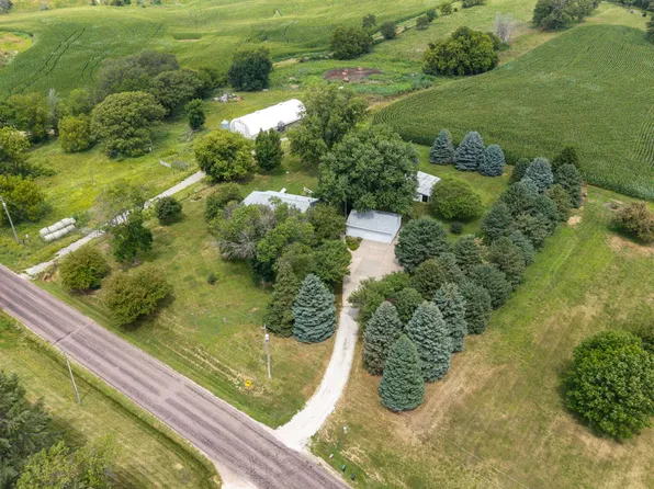 21552 Hunt Ave, Council Bluffs, IA 51503