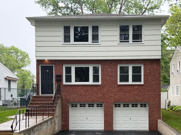 146 North Ave