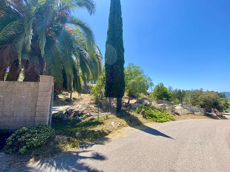 2761 Joan Ln — Photo 15