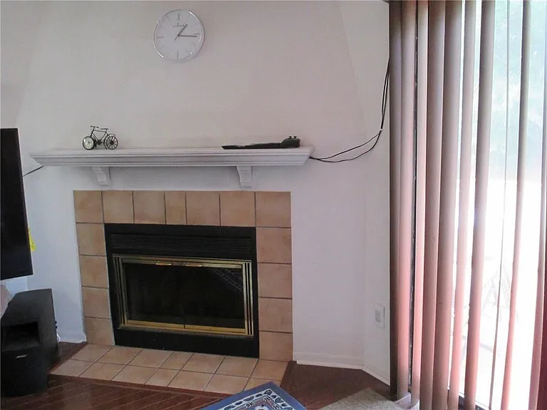 74 Park Gate Dr — Photo 7