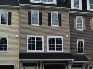 209 Rock Run Cir, Broomall, PA 19008