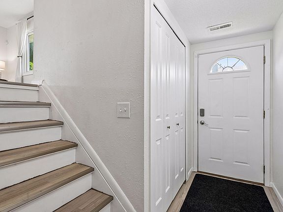 3rd image of 6139 64th Ave N