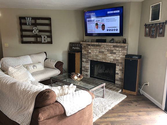 3rd image of 14880 E Manzanita Way