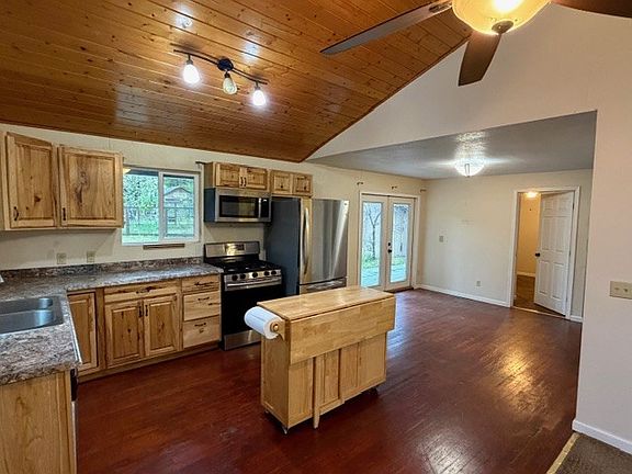 2nd image of 13329 Ridge Rd