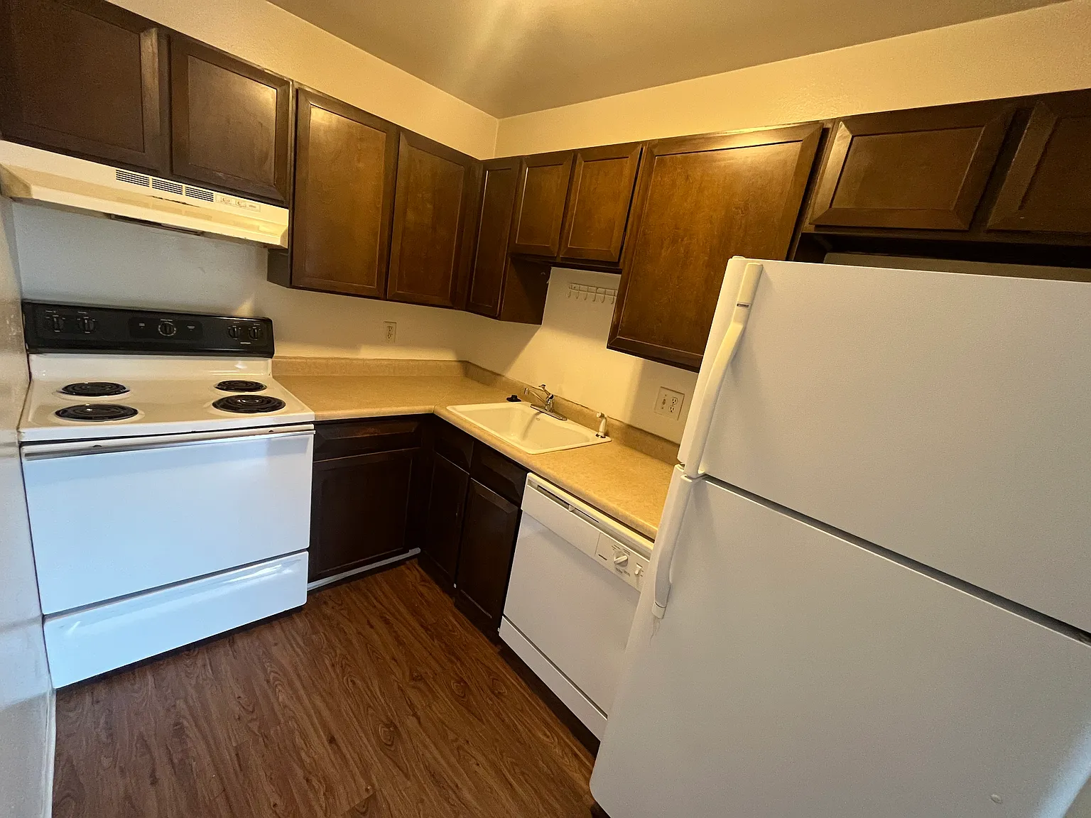 1 bed, 550 sqft, $1,450 — Photo 3