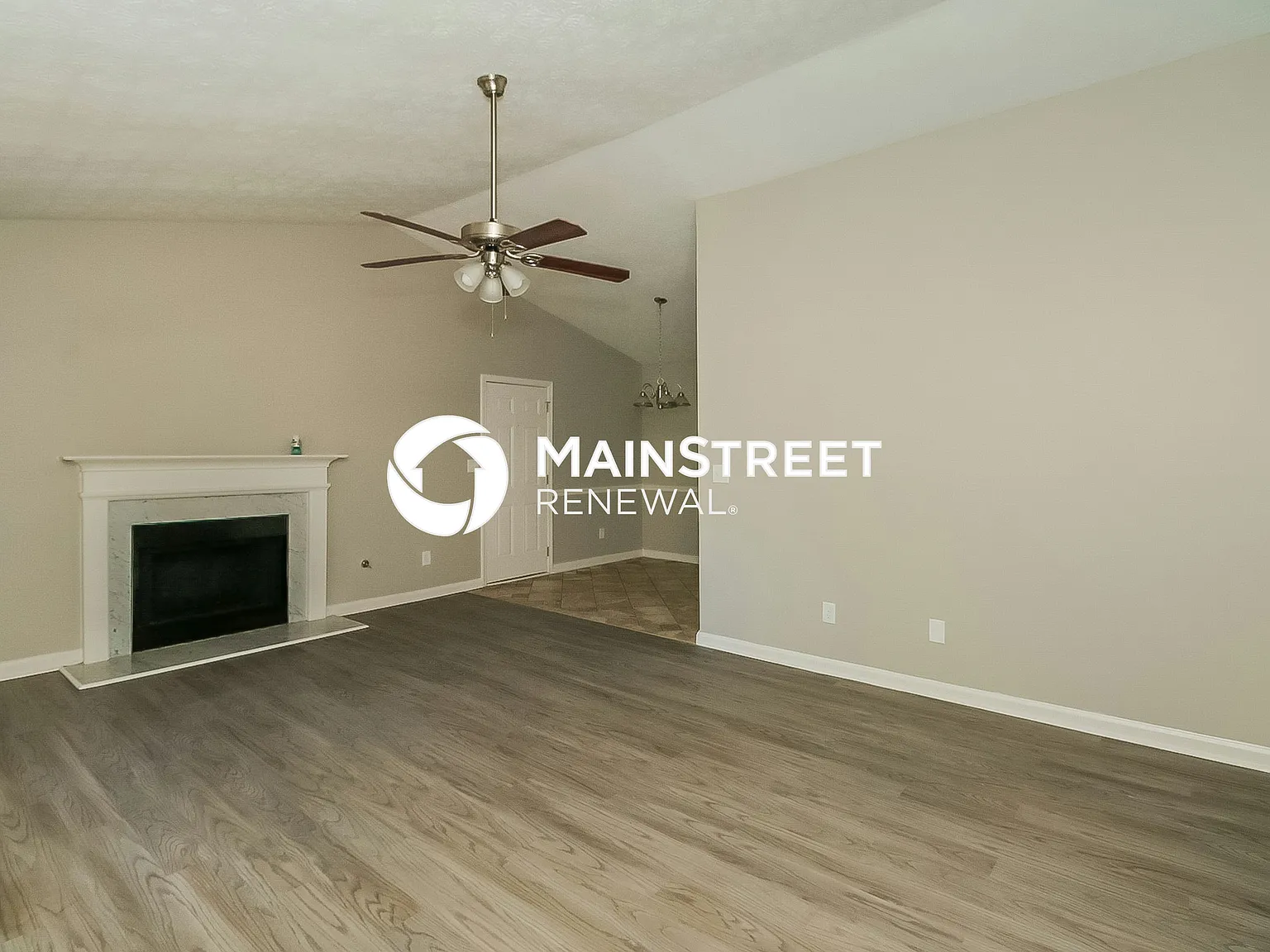 135 Bond Drive — Photo 3