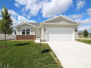 404 Thicket Pt, Normal, IL 61761