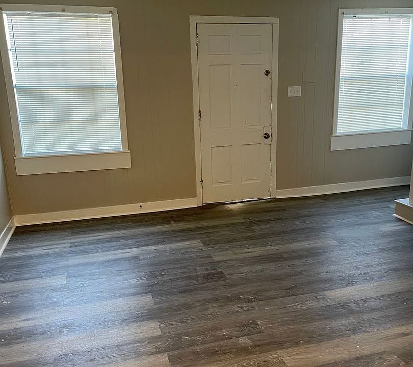 1st image of 440 Lake Hill Dr APT 105