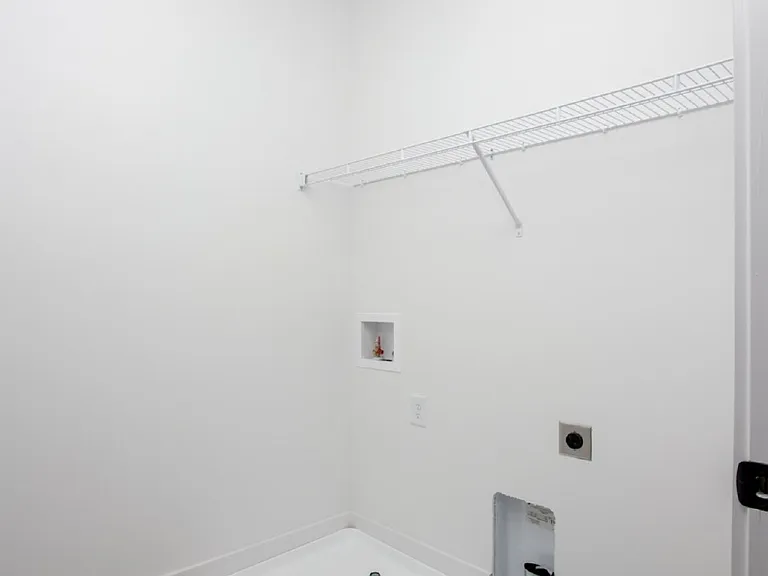 115 High Park Cir — Photo 16