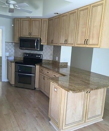 3rd image of 440 Kelsey Park Dr