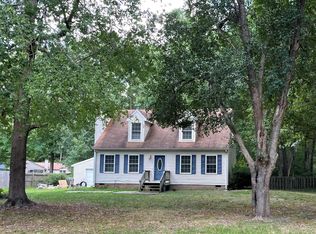7107 Hopkins Cir, Gloucester, VA 23061