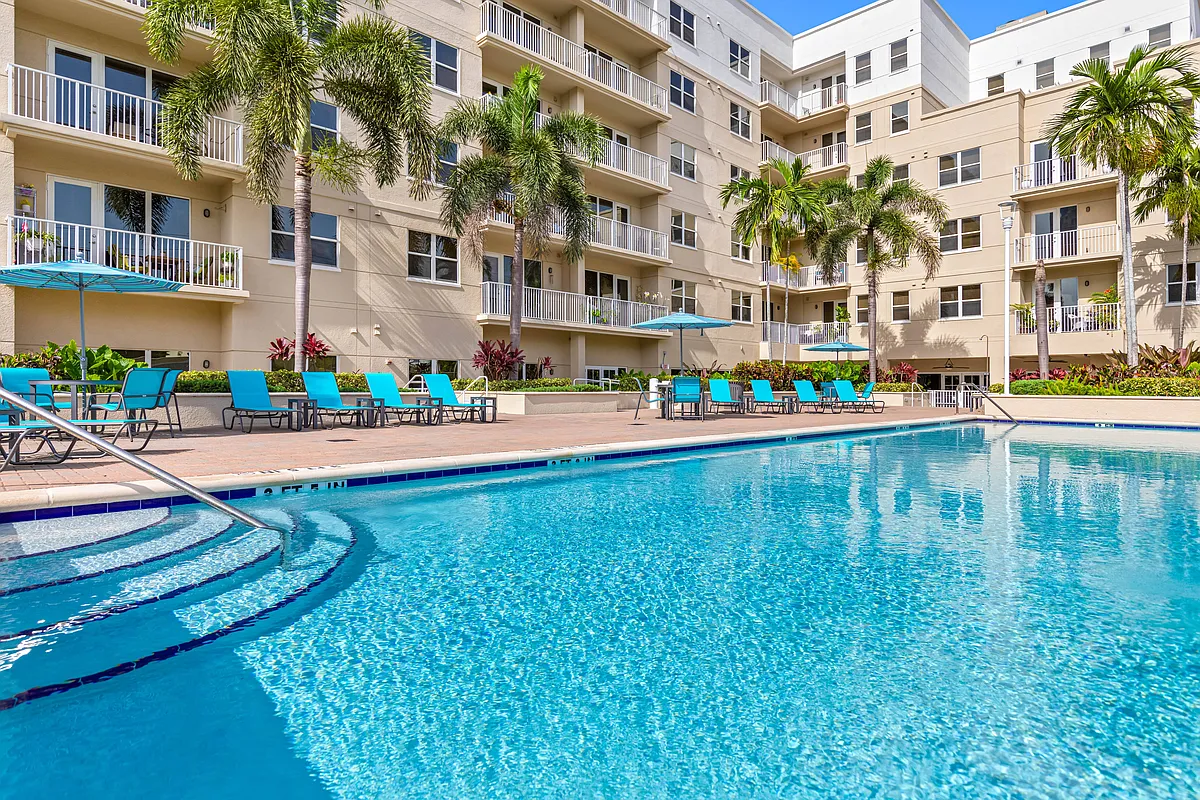 Building Photo - Evernia Place