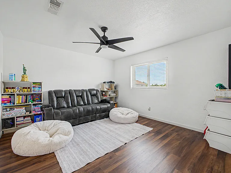 12410 N Echo Valley Dr — Photo 13