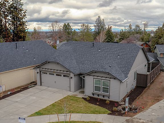 2nd image of 1746 NE Janice Way
