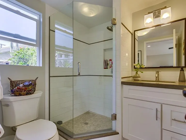 8526 Lemon Ave — Photo 10
