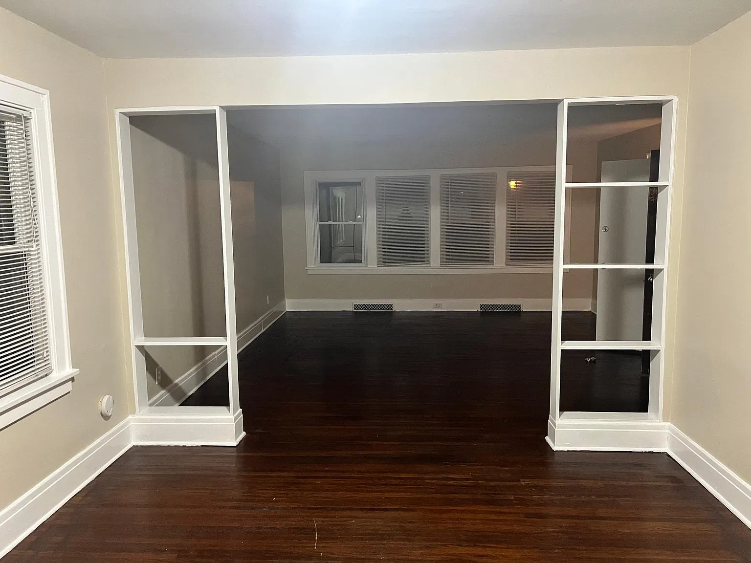 Eggert Rd — Photo 2