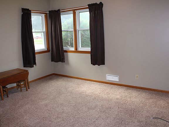 Main floor bedroom#1