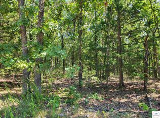 Trinchera Rd, Edwards, MO 65326