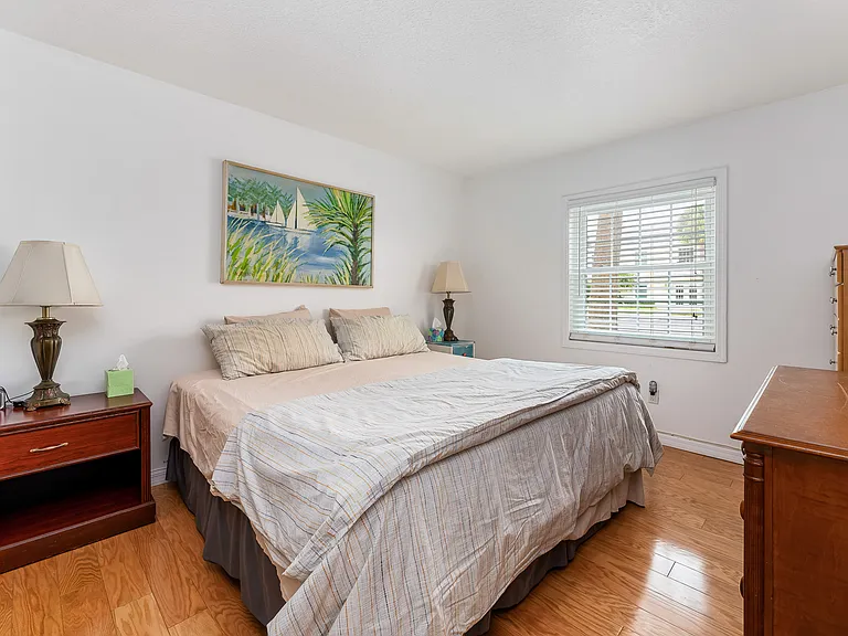 204 Pompano Dr SE #A — Photo 22