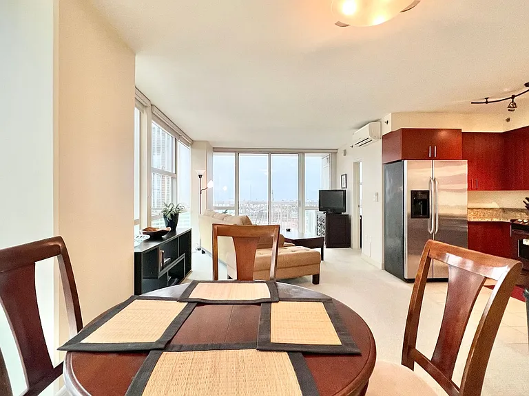 909 Kapiolani Blvd #1601 — Photo 7