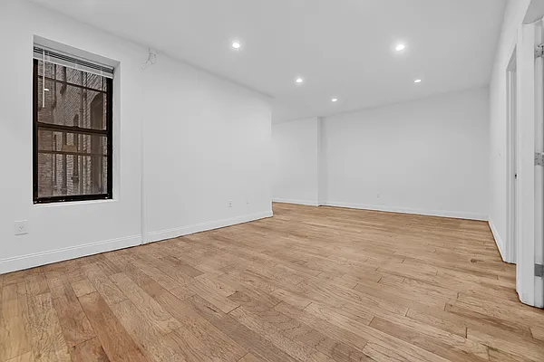 Rented by REAL New York | media 6