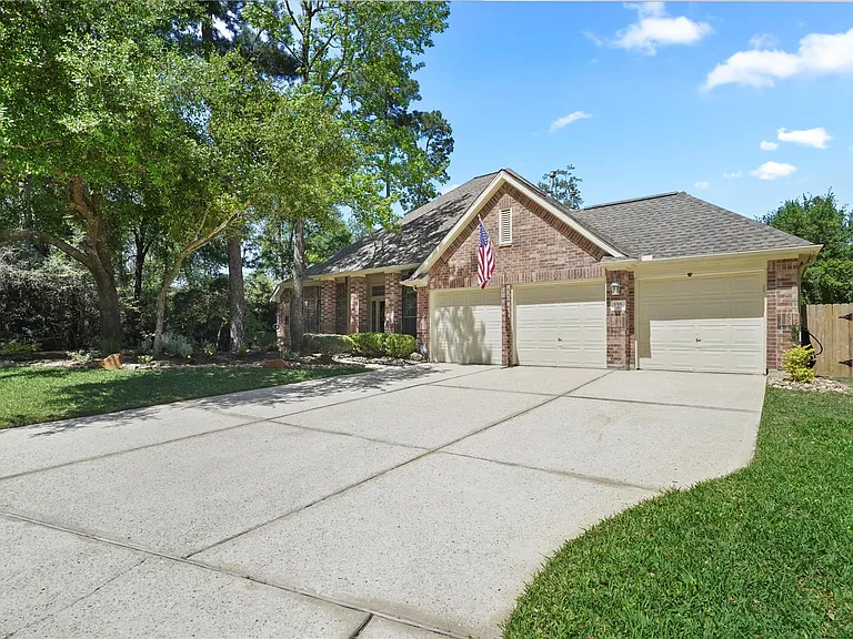 158 N Whistlers Bend Cir — Photo 2